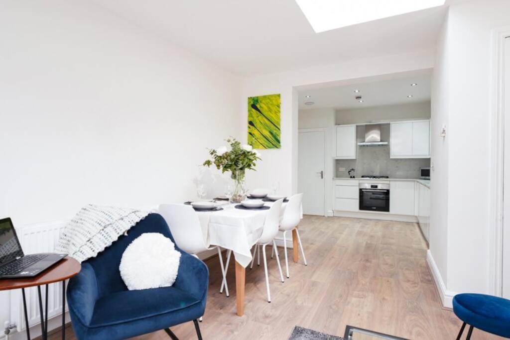 Newly Renovated Modern 4 Bed 3 Bath Apartment London Exterior photo