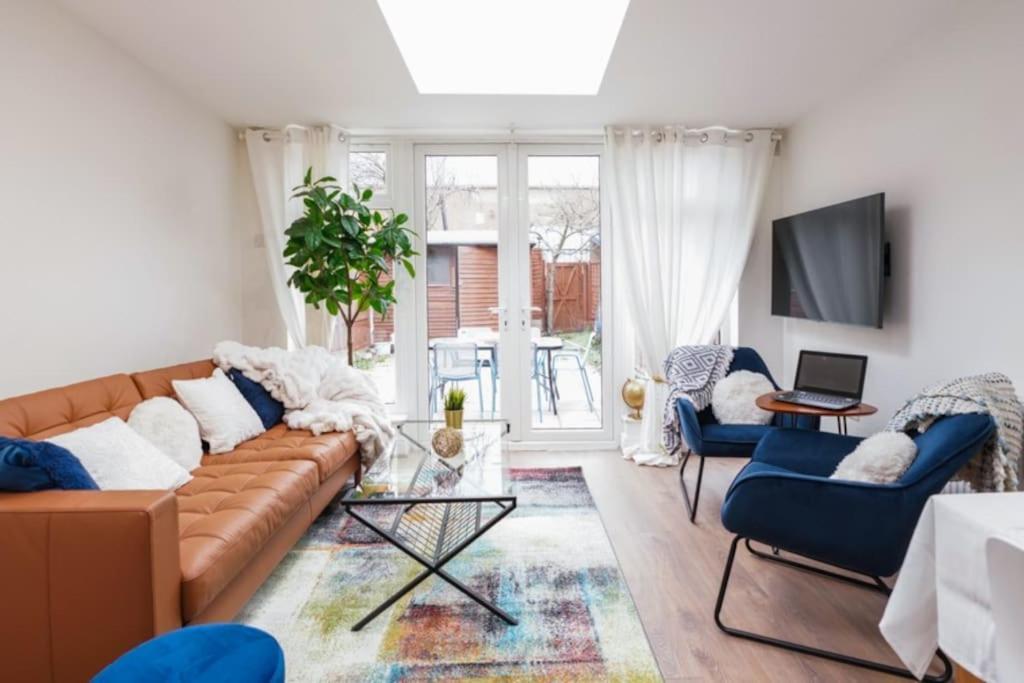 Newly Renovated Modern 4 Bed 3 Bath Apartment London Exterior photo