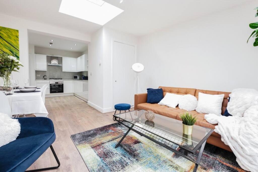 Newly Renovated Modern 4 Bed 3 Bath Apartment London Exterior photo
