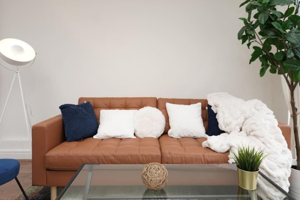 Newly Renovated Modern 4 Bed 3 Bath Apartment London Exterior photo