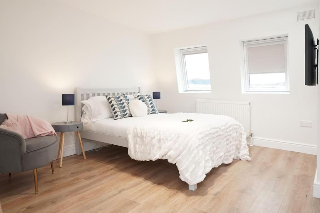 Newly Renovated Modern 4 Bed 3 Bath Apartment London Exterior photo
