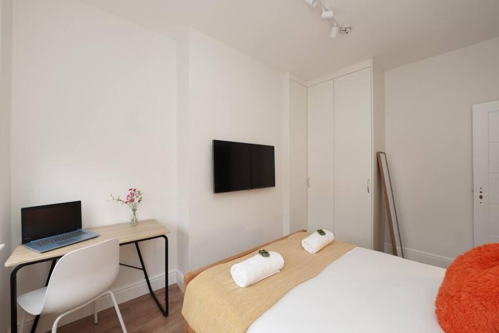 Newly Renovated Modern 4 Bed 3 Bath Apartment London Exterior photo